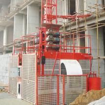 偉業建機 SC200/200施工升降梯